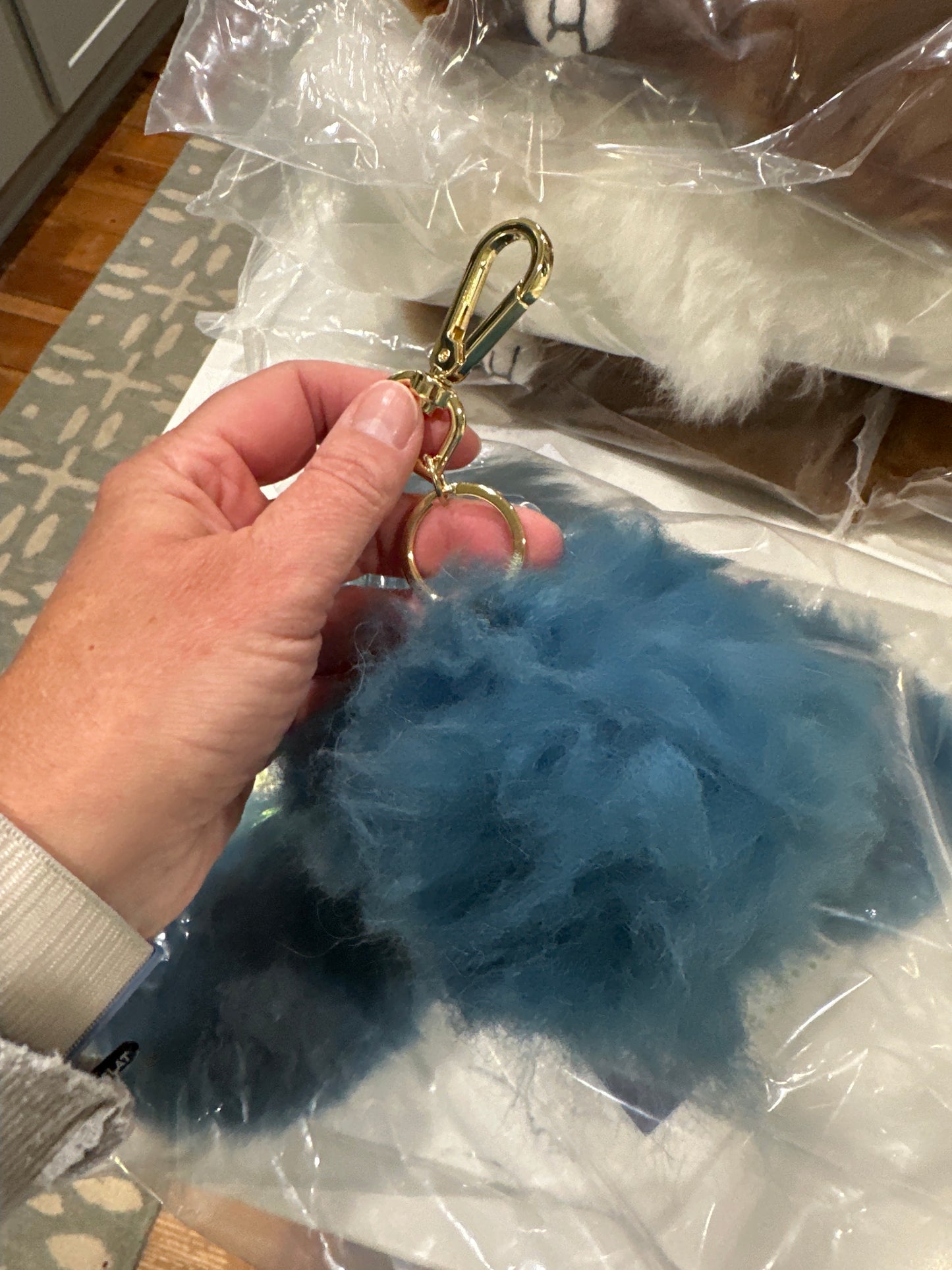 Bag charm blue (no face)