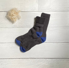 Load image into Gallery viewer, Pleasant Journey Socks
