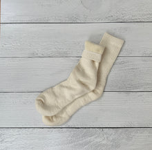 Load image into Gallery viewer, Pleasant Journey Socks

