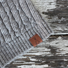 Load image into Gallery viewer, Delicate Cables Beanie
